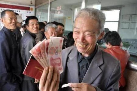 2019年农民只要有土地，就能够拿到这些补贴，金额高达3万！