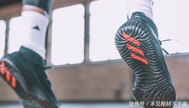  「能力」Adidas Dame 4，拥有超强锁定能力的优秀中帮战靴