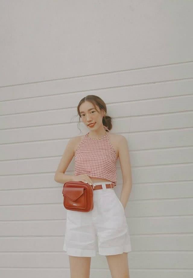  「适合」夏日炎炎“水蜜桃”女孩怎么穿搭！粉粉嫩嫩的搭配，甜美又可爱