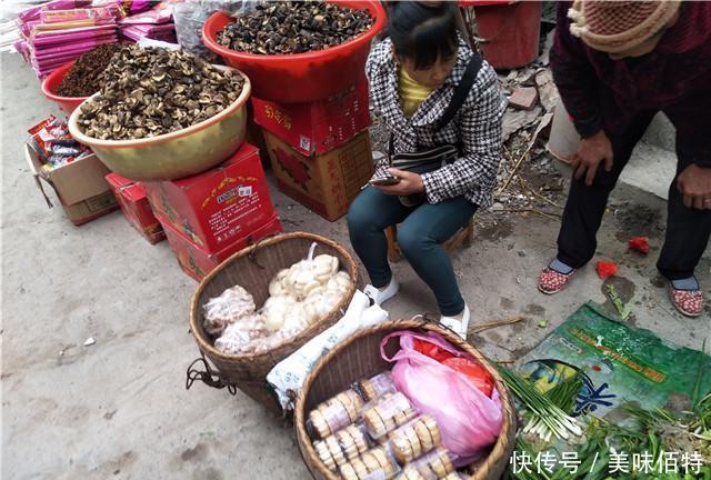 农村大集上最让人稀罕的几样, 手艺人的老物件年轻人有几个认识