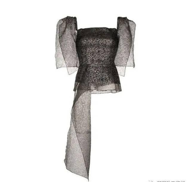  「开启」有了这些Biling Biling的单品，穿黑白灰也能开启高光模式！