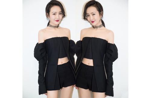 王鸥也太会玩了！全身仅靠一件小背心遮住重点，一般人还真挂不住