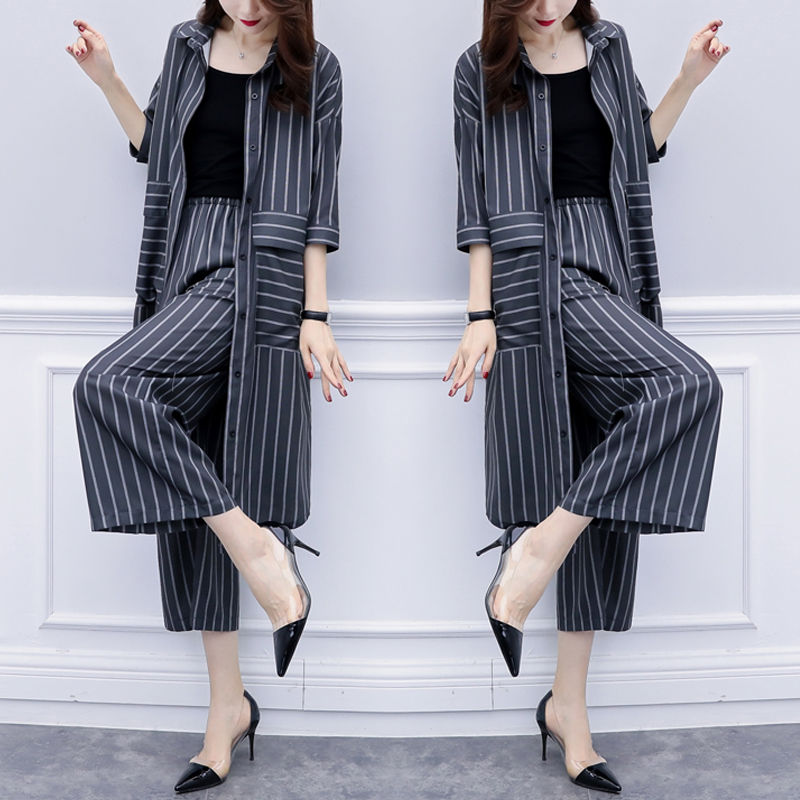 胖子的我，出门从不穿裙子!只穿着时髦套装，气质有范还显瘦