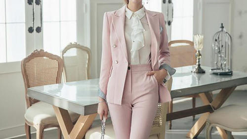 女生18岁成年了,往后的日子要怎么穿?