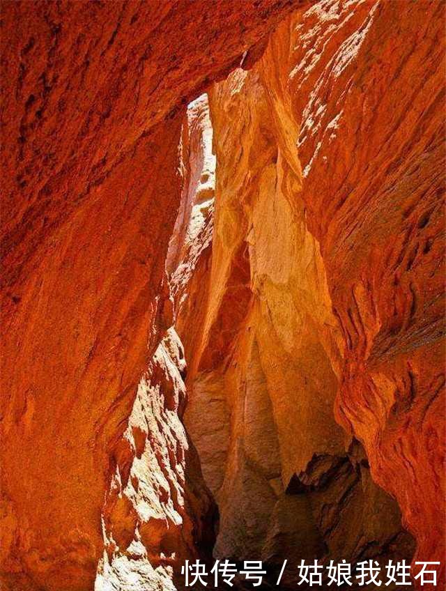 独库公路，媲美318川藏线！去一次震撼一次