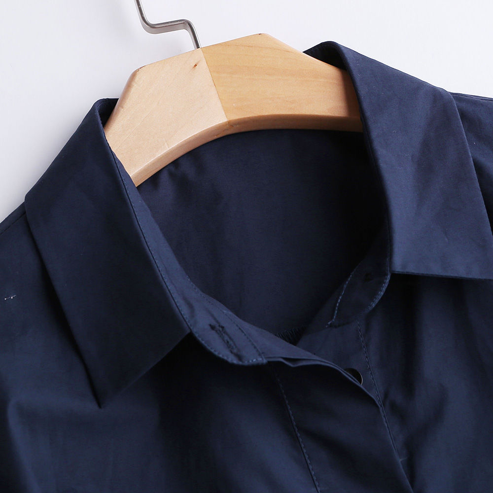 奇怪了!老婆不穿秋裙了，原来是穿了这新款小衫，越看越靓贼美嫩