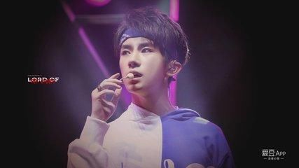 这,就是街舞 ,易烊千玺年纪虽小,内敛不浮躁,队