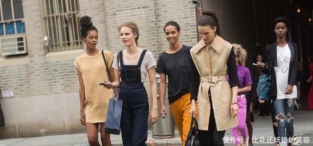 今秋最受欢迎的3种裤子,显瘦显气质,特别适合大腿粗的女人!