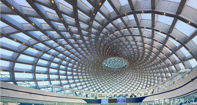 世界最大、最深的地下高铁站，中国首例“贝壳”建筑