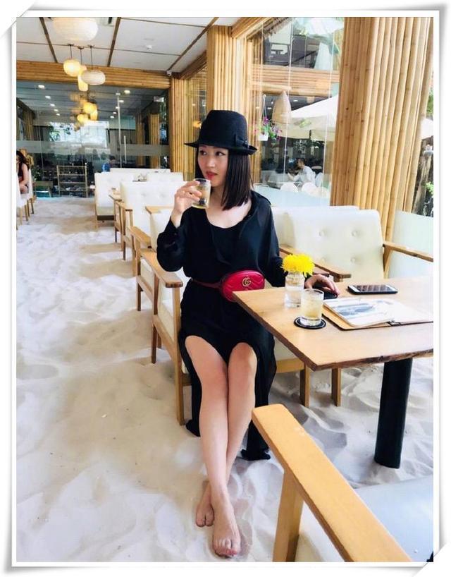 47岁杨钰莹绝了！只不过剪了短发瞬间年轻20岁，网友：太让人惊艳