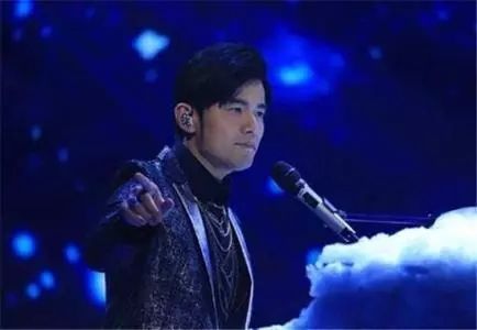 周杰伦被爆出轨致空姐怀孕?娱乐圈又添渣男?当事人出来回应了!