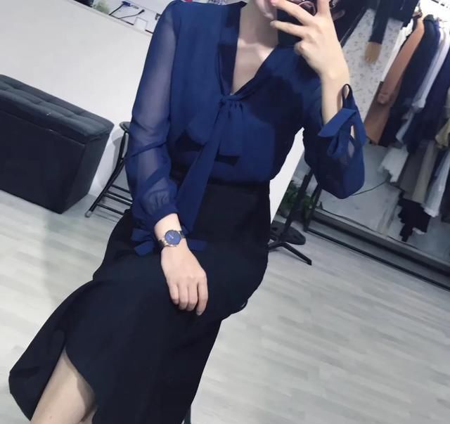  平平■有哪些衣服看着平平无奇,穿起来却贼靓的