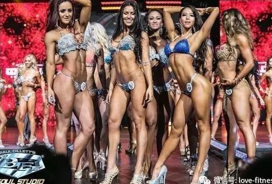 女生什么样的身材才叫好？这种天使面庞，魔鬼身材，最符合大众审