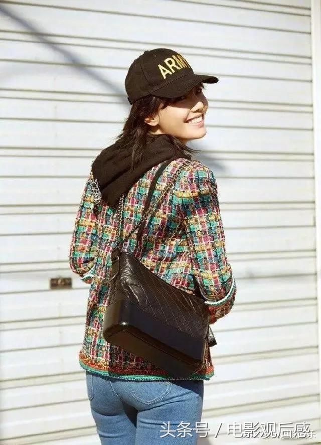 白百何太想红，穿了件透视装身材一，网友：侧面看着太尴尬