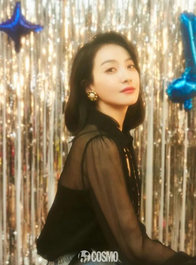  时髦■时髦办｜Jennie的珍珠项链那么多，还硬要和妈妈抢着戴这一条？