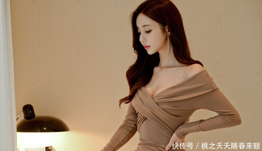  [礼裙]孙允珠-浅咖优雅名媛风交叠礼裙鉴赏
