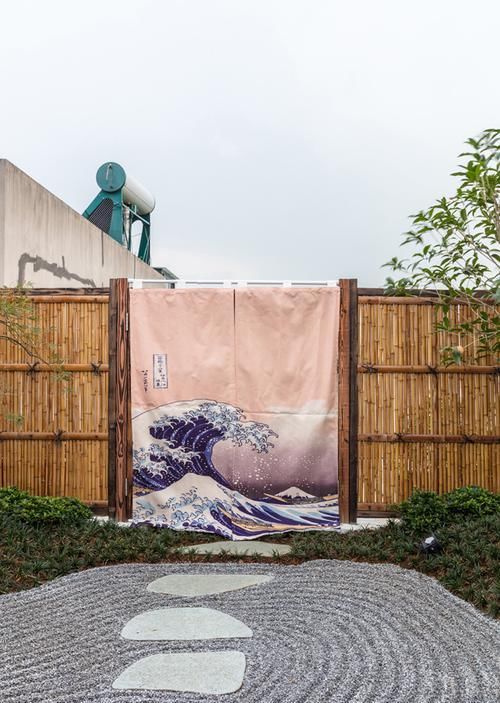  空中花园@他花了15天，将废弃楼顶改造成庭院，空中里的花园，太惊艳了
