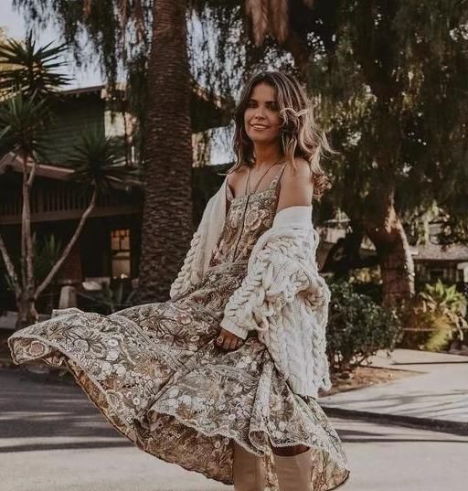  「漂亮」早春流行穿这些连衣裙,一款比一款洋气高档,搭配外套更漂亮