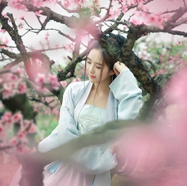 心理测试:选出你最喜欢的古风美女头像,测出你未来到底有多漂亮