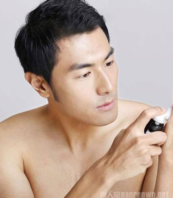  「品牌」男生买精华选哪些品牌 从哪些方面选购 价钱贵吗