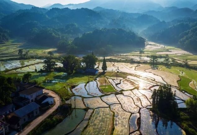 比《长安十二时辰》更震撼的，是江西十二时辰