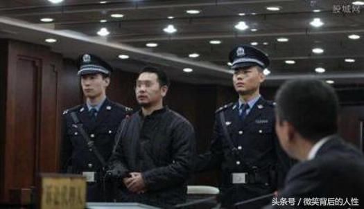 男子被造谣强奸养女后错杀同事,应该如何理智面对谣言?