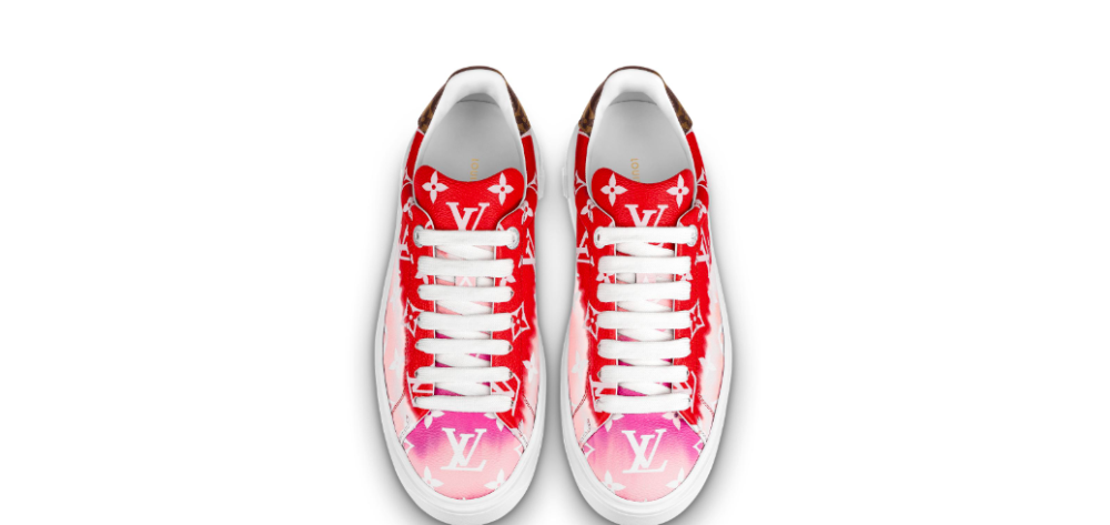 「绝美」LV又出绝美新款!渐变扎染运动鞋带你云度假!