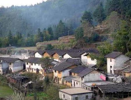 只要是农村户口，每家可领2700元，快告诉在家的爸妈！