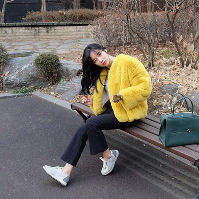 别再穿大衣,太土了!如今这样穿时髦又洋气外套,千万别买太坑了