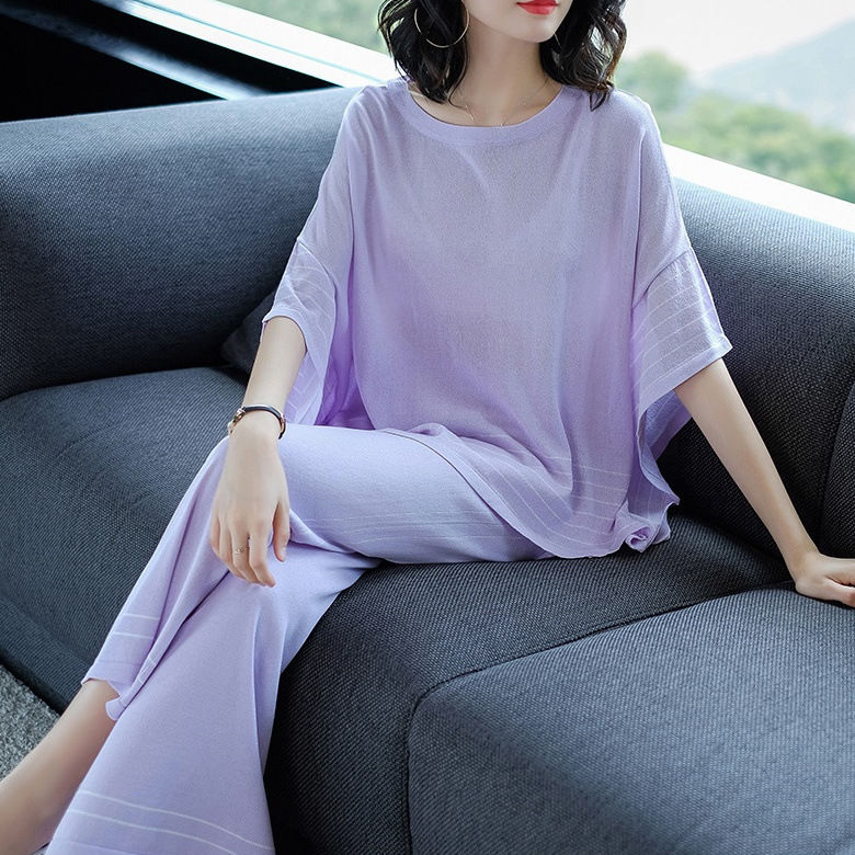 有一种阔腿裤套装,搭配尖头鞋,比连衣裙还好好看百倍