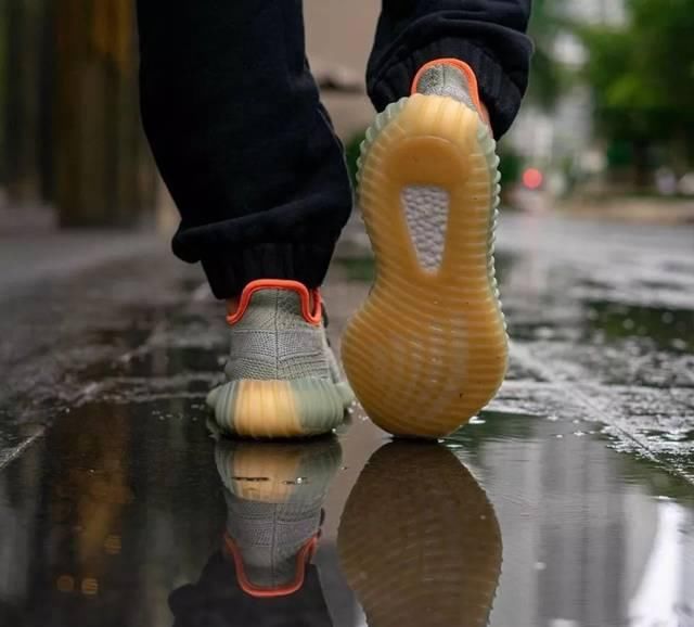  [鼠尾草]业务量超大型：Yeezy 350＂鼠尾草＂推迟后我国总算打开预定开售！