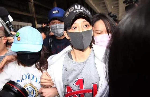 陈乔恩自酒驾风波后又遭遇“秃顶”威胁，网友：明星不好当