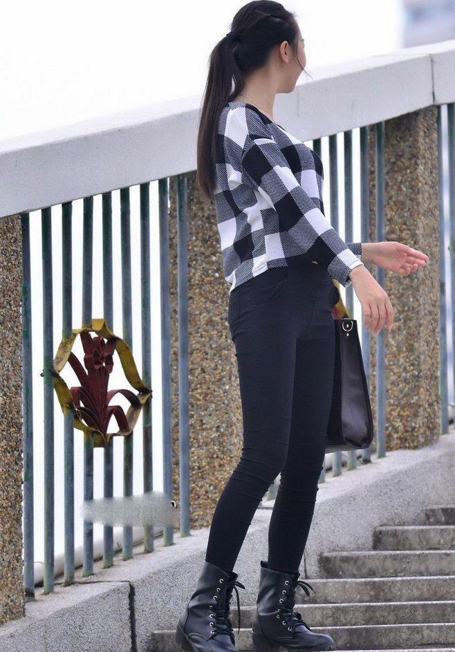 紧身裤干练时髦, 带来不一样的性感, 上身特别的洋气