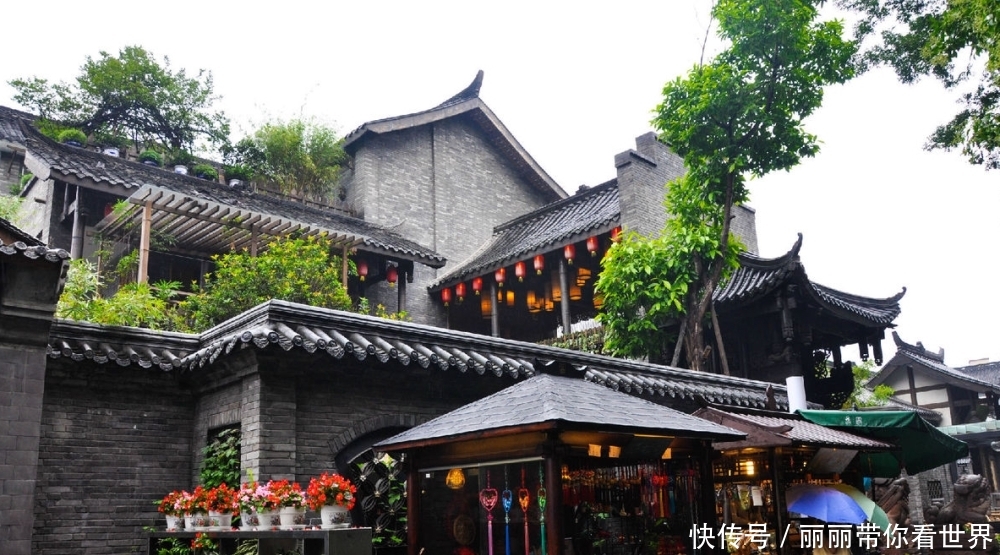  喜欢：重庆与成都相比，为何年轻人更喜欢成都？主要是这3点原因