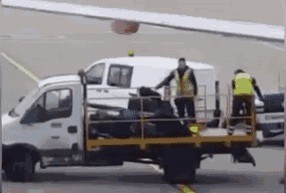 日本成田机场又火了! 这魔鬼细节简直变态!