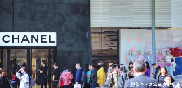 香港人不喜欢大陆游客吗？听香港靓女给出的答案，真的是很耿直