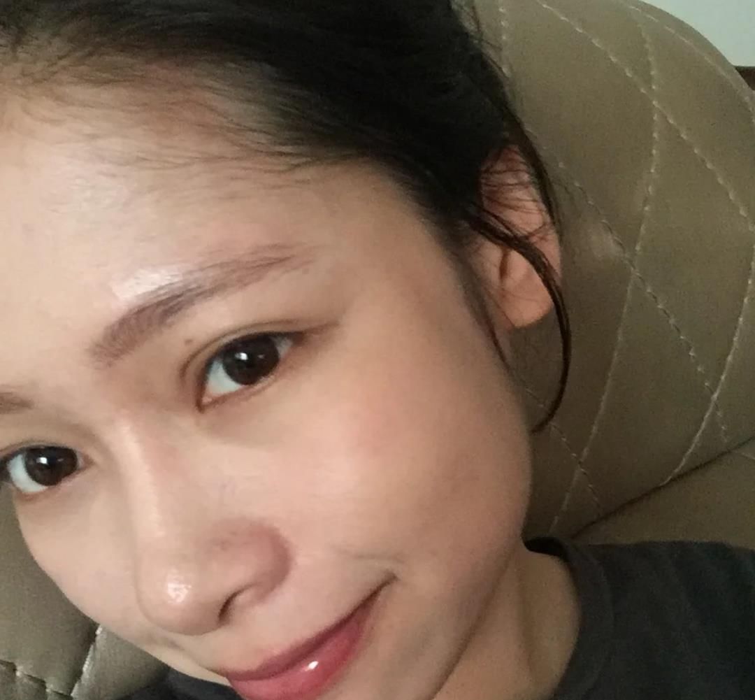 「脸上」经常化浓妆的女生,看看脸上有没有这四个问题,有一个就很严重了