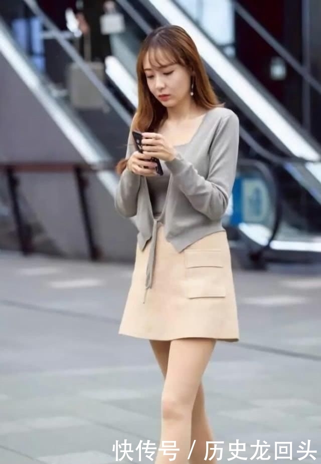  『以选择』街上美女的短裙搭配魅力十足，苗条与微胖之间，男人该如何选择？