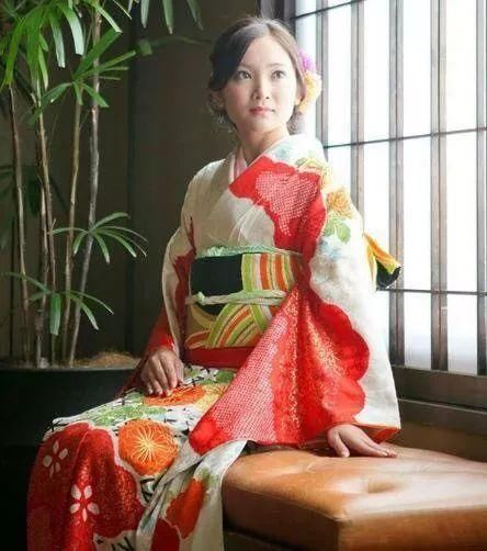 蒋劲夫首次公开恋情，难道是被此前的GAY传闻刺激到了么？