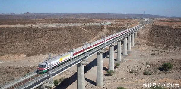  我国■中方再造“奇迹”，本格拉铁路建成通车，四国集体感谢我