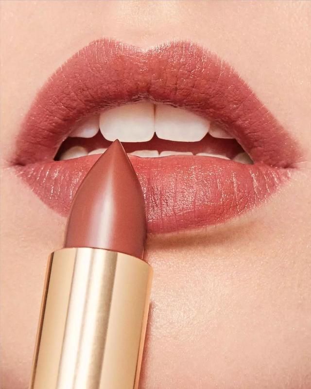 看董洁“不顺眼”!一张不老的青春脸怎么看都生气!