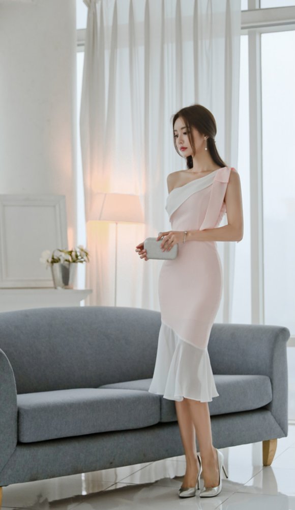 女神孙允珠,水晶瓷釉人鱼传说红杏晚礼裙