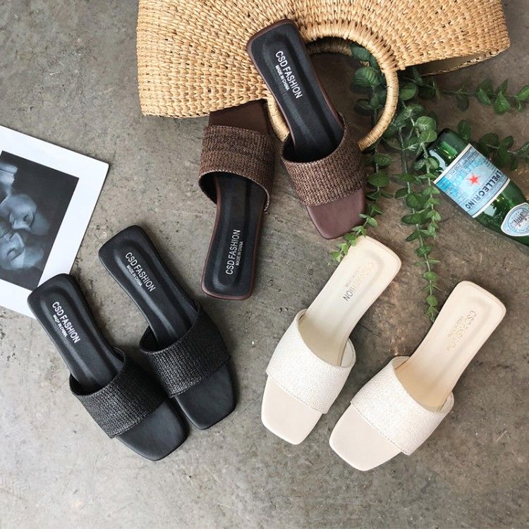 今年流行这样款式的女鞋，难怪姐姐一买就是三双，真的很好看