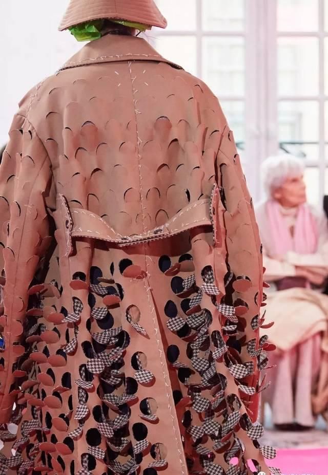  「国际时装」2020春夏高定——Maison Margiela 舞会后的宿醉