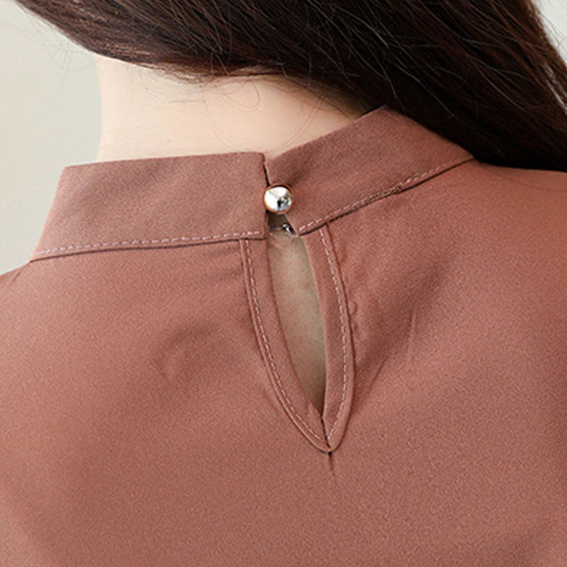 老婆比昨天更漂亮了!原来是穿上了新买的雪纺衫，简直迷死人