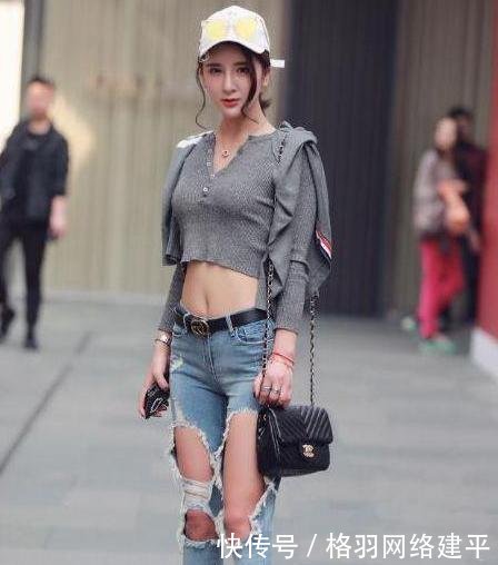  [性感]街拍气质满满的小姐姐，东方美人既视感，身材性感又迷人