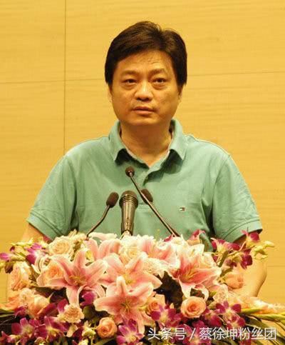 铲屎官14字回怼方舟子、李铁，却惹众怒，网友：到底谁才是骗子？