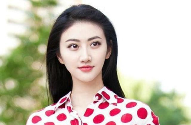  『气质』美人靠“养”不靠“妆”!坚持5个好习惯,比同龄人显年轻气质