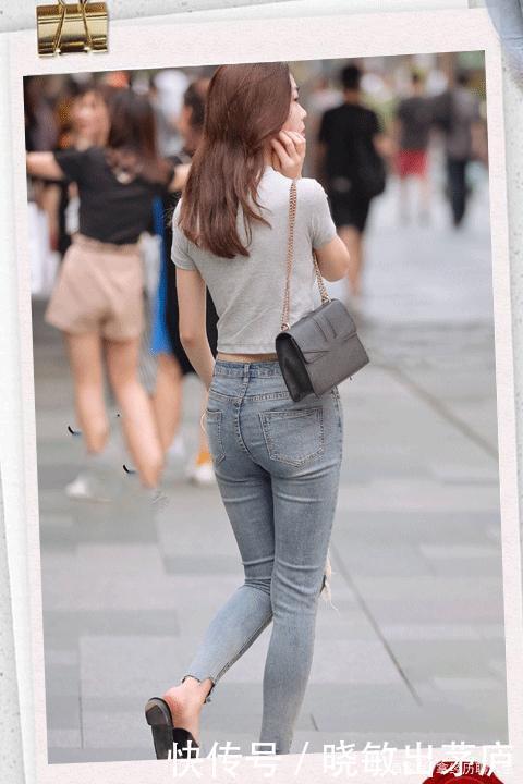 「美女」时尚的牛仔裤装扮,看起来更有潮流范,让身材变得更加纤细