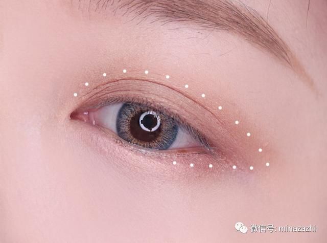 彩妆｜小眼睛有救了！10分钟get邓紫棋同款“魅惑diva眼妆”迷人